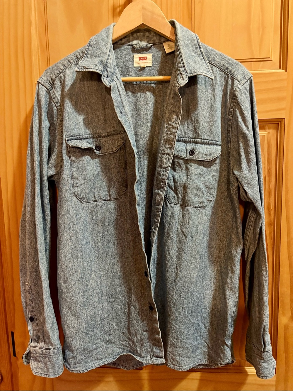 Levi's Light Blue Denim Shirt Jacket with Chest Pockets